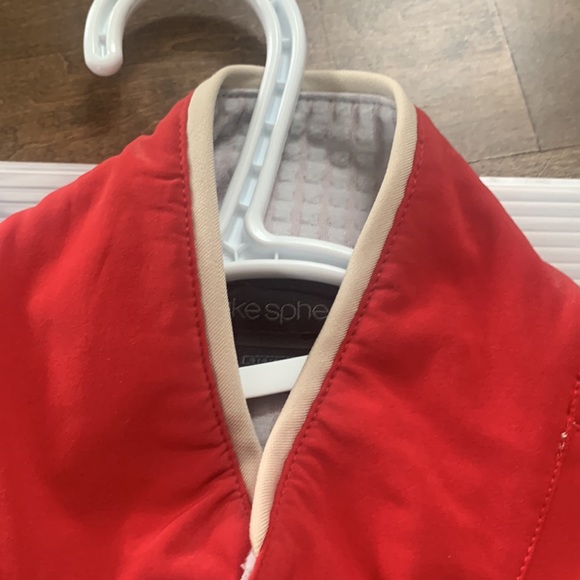 Vintage Nike Sphere Women’s Small Red Vest - Picture 5 of 10